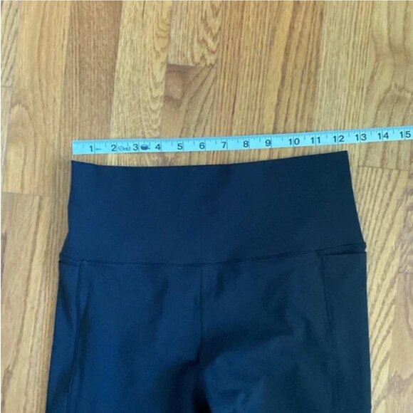 Studio Pocket Legging Size Small (Long Length) - Picture 6 of 11